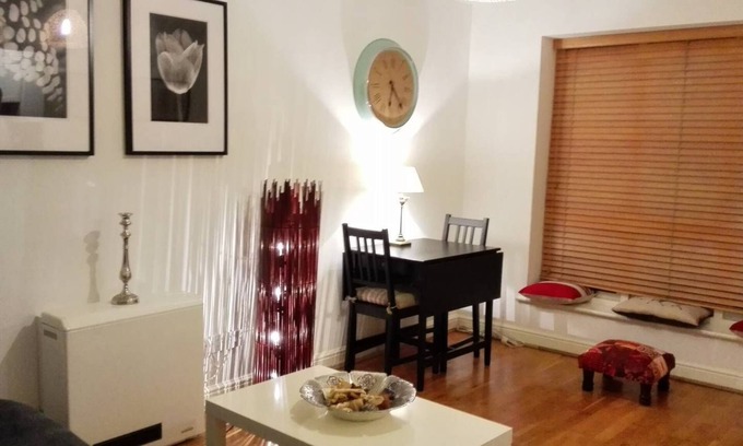 Island Gardens Apartamento | Una cama de muelle cerca de Canary Wharf