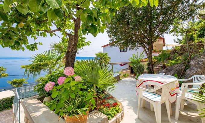 Obrs Apartamento | Apartamento de una habitación con terraza y vista al mar Moscenicka Draga, Opatija (A-7766-e)
