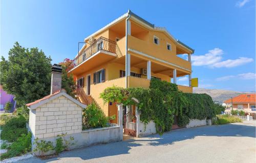 Okrug Donji Apartamento | One-Bedroom Apartment In Okrug Donji