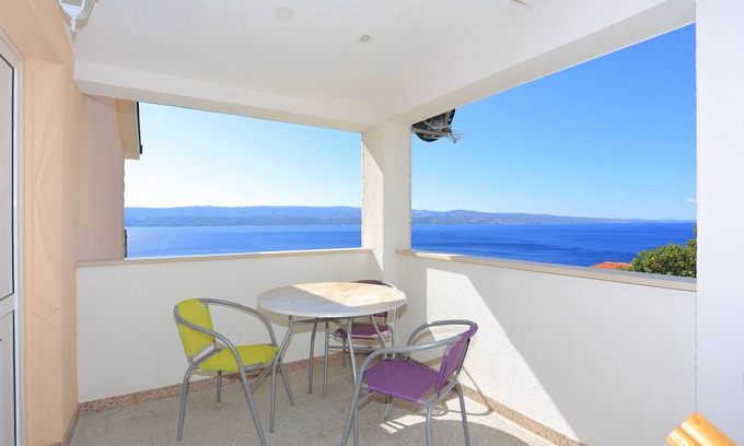 Stanici Apartamento | Apartamento de una habitación con terraza y vista al mar Stanici, Omis (A-17894-d)