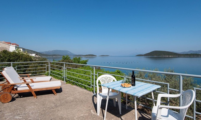 Putnikovic Apartamento | Apartamento de una habitación en la playa Bahía Pjestata, Peljesac (A-12381-a)