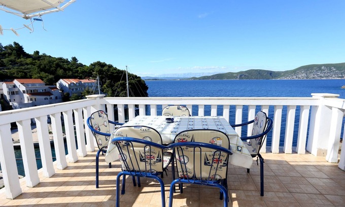 Racisce Apartamento | Apartamento de una habitación en la playa Racisce, Korcula (A-4360-b)
