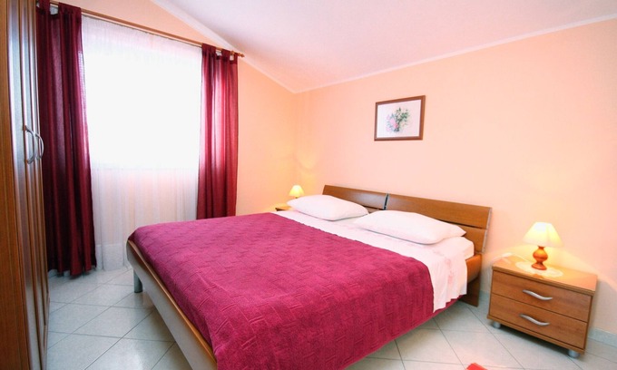 Vinisce Apartamento | Apartamento de una habitación con terraza y vista al mar Vinisce, Trogir (A-5229-a)