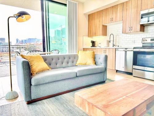 East Village Apartamento | One Bedroom Apartment Wbalcony And City Views!