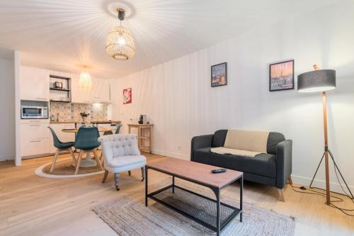 Croix Apartamento | One bedroom apartment with parking & terrace