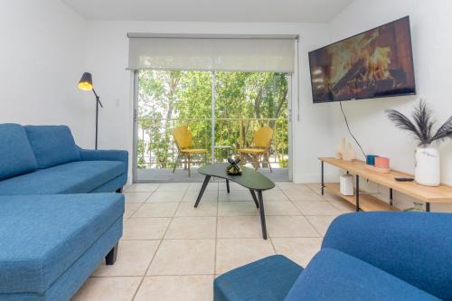 Edgewater Apartamento | One Bedroom Apartment - with Parking & Balcony - Heart of Wynwood