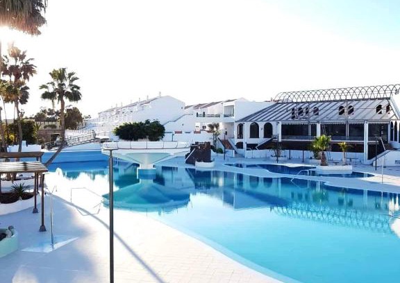 Arona Apartamento | One bedroom appartement with shared pool garden and wifi at Costa del Silencio 1 km away from the beach