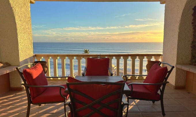 Rosarito Apartamento | One bedroom coastal getaway located in Rosarito Mexico