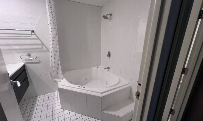 Hamilton Apartamento | One Bedroom Deluxe Spa Apartment
