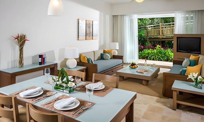Puerto Juarez Complejo | One-Bedroom Grand Mayan Suite at Luxury Resort