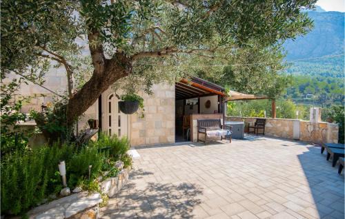 Veliko Brdo Casa | One-Bedroom Holiday Home With Sea View In Makarska