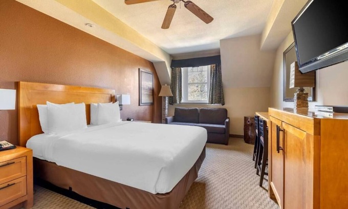 Tahoe Meadows Complejo | ONE BEDROOM LAKE VIEW@Hilton Vacation Club Lake Tahoe Resort Sout