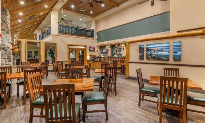 Tahoe Meadows Complejo | ONE BEDROOM LAKE VIEW @Hilton Vacation Club Lake Tahoe Resort South