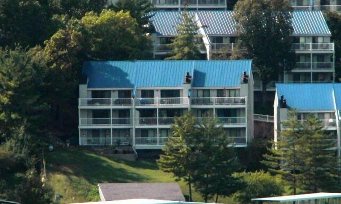 Osage Beach Villa | Un dormitorio / mascota amable / frente al mar