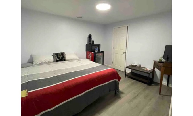 Chesterfield Casa | One bedroom with attached bath for one guest ony.