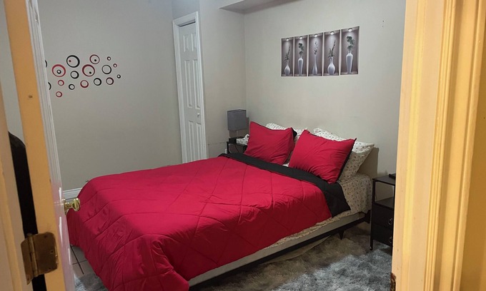 Antigonish Apartamento | One executive bedroom apartment( sofa bed included in living area)