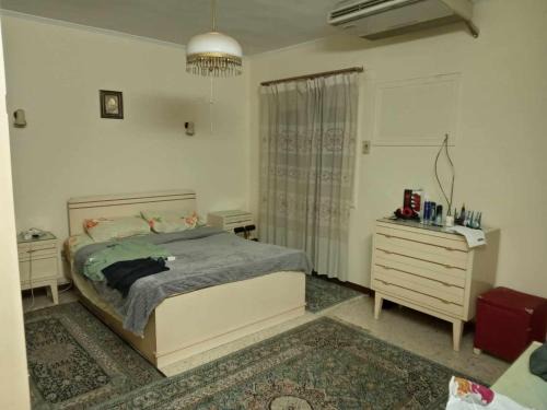 Heliopolis Casa | one master bedroom in a shared apartment