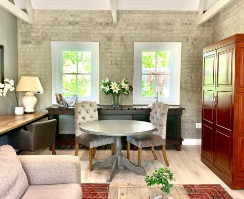 Somerset West Casa | One Oak Guest House