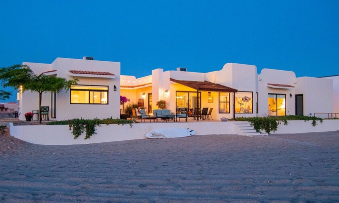 La Choya Casa | *Premier Host* One-of-a-Kind La Oficina Oceanfront/Laguna Shores