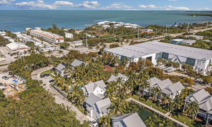 Coral Lagoon Villa | One of the few detached Villa's at Coral Lagoon Resort & Marina.