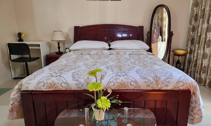 Pasay Apartamento | One Palm Tree Villas - Unit 3i and 3j