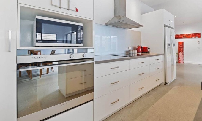 Geelong West Casa | One Raven Perch I Geelong Townhouse near CBD