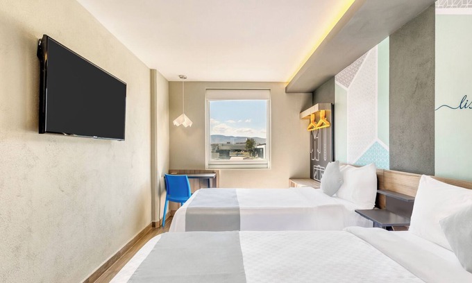 San Luis Potosí Hotel | One San Luis Potosi Glorieta Juarez