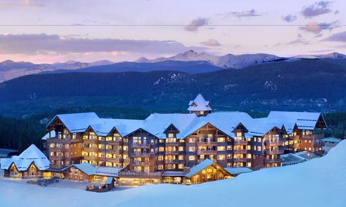Peak 8 Complejo | One Ski Hill Place, A RockResort