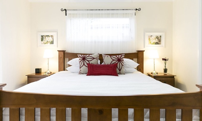 Upper Wakefield Cama Y Desayuno | One Tree Bed and Breakfast: The Retreat