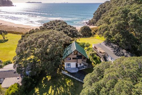 Onemana Casa | Onemana - Beautiful Beachfront