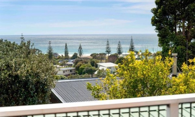 Onemana Casa | Onemana Retreat - Sea Views
