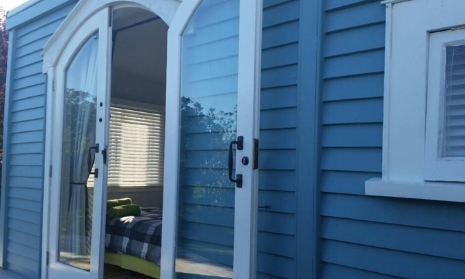 Oneroa Apartamento | Central de Oneroa Beach Village Cottage, Sunny Estudio
