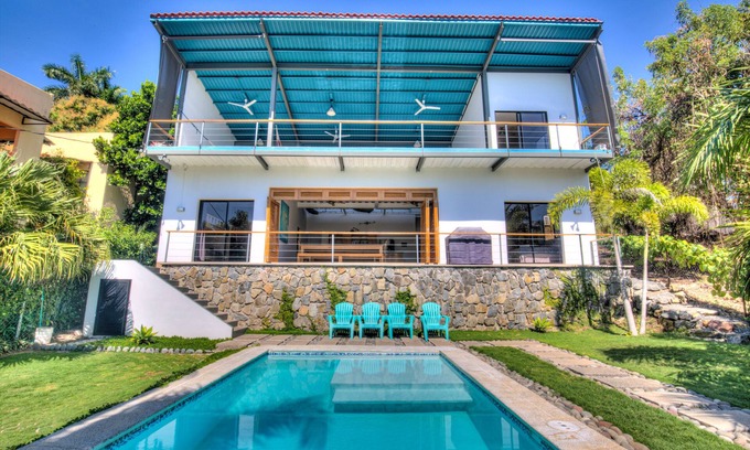 El Sunzal Casa | OneWaveSurfHouse Playa Sunzal - ¡Nueva Villa Ocean!