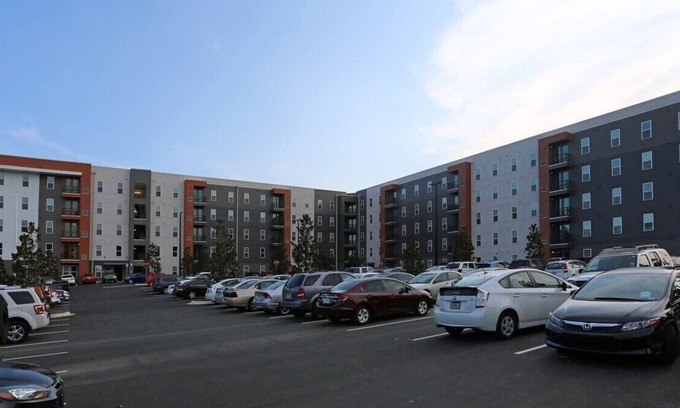 North Northwest Pensacola Apartamento | Only 725 a month, shared housing, everything included, month to month.