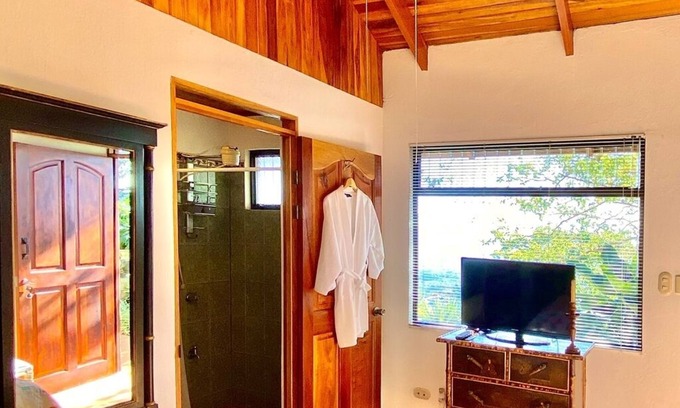 Garabito Casa | Only to be rented as an extra room