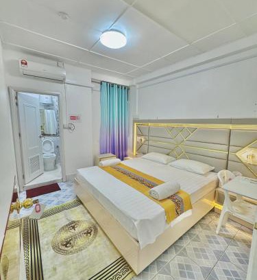 Male Casa | Ontrack Travel