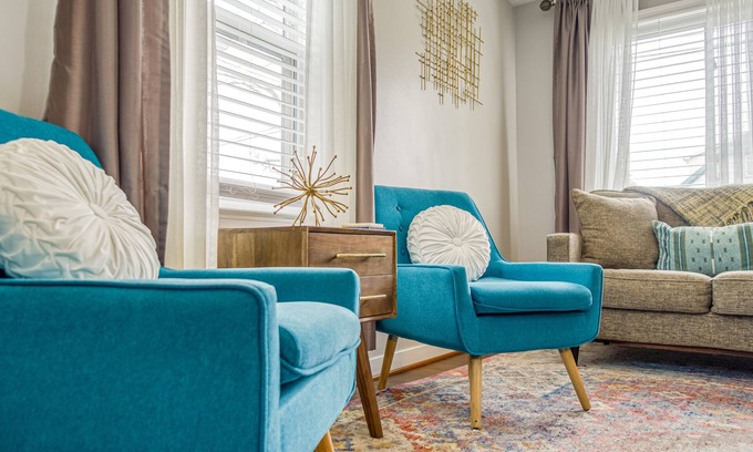 West Seneca Casa | Opal House: Family-Fun w/ Game Room & Laundry, experience Niagara Falls & WNY