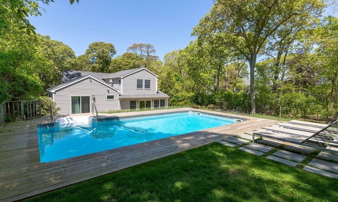 North Sea Casa | Southampton Beach House, cerca de la bah��a Peconic, piscina climatizada, patio privado grande + privado, diseño náutico