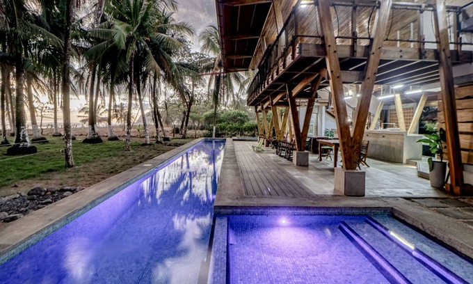 Javilla Casa | Open, dog-friendly, beachfront house with a private pool, pool spa, & WiFi
