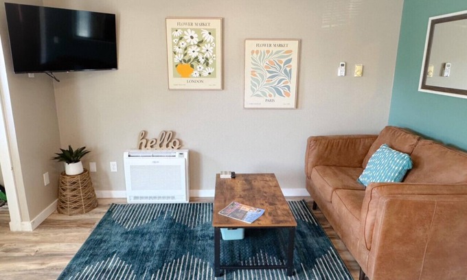 Spearfish Apartamento | Open layout 1/1 apt close to downtown Spearfish!