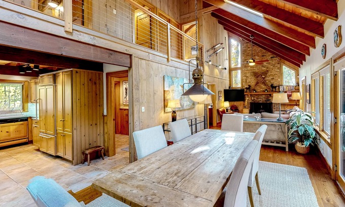 Forest Farms Casa | Open & spacious mountain home with hot tub, large deck, fireplace, & ski view