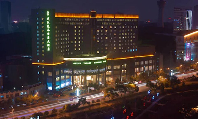 Hongshan Hotel | Optics Vally Kingdom Plaza