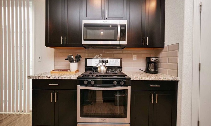 Folsom Casa | Opulence on Sunny Gate Ln