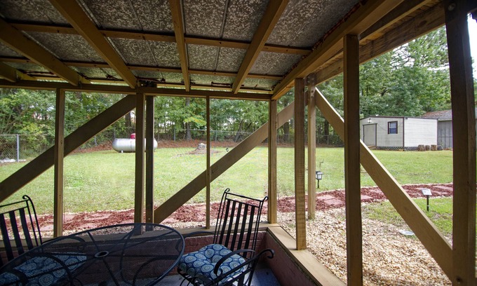 Pine Forest Casa | Opuluxe Enjoy Fayetteville's Unit 2 Hidden Gem!