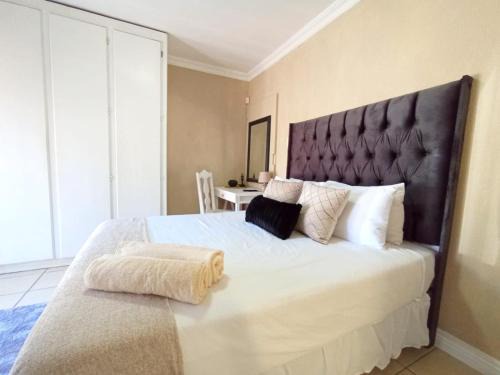 Ekurhuleni Apartamento | OR Tambo Stay Unit 4
