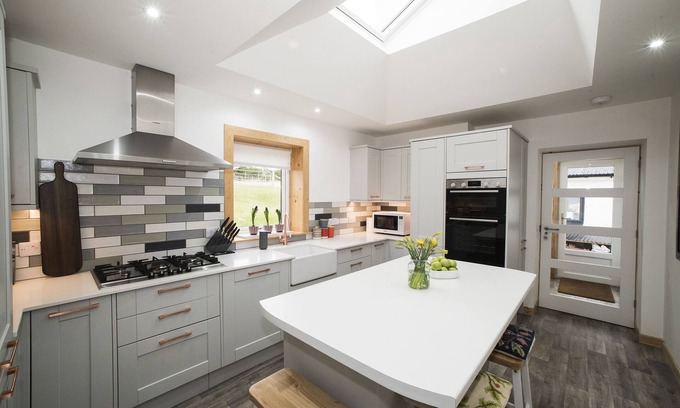 Lewis and Harris Cabaña | ORAN NA CUTHAIG, pet friendly, character holiday cottage in Stornoway
