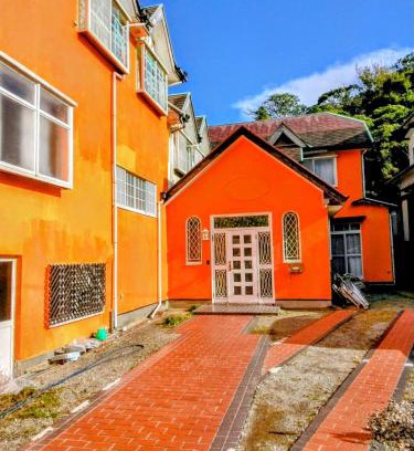 Suzaki Casa | Orange house Izu Simoda