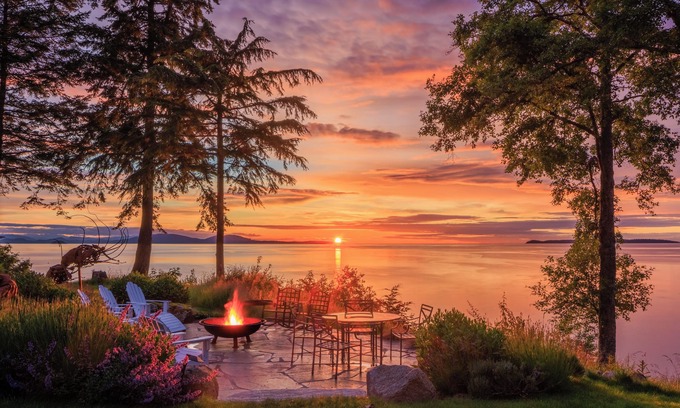 Eastsound Casa | Waterfront Custom Home, 180 grados de verano al atardecer y amanecer, para 14 personas
