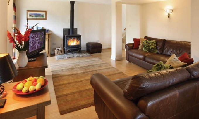 Macclesfield Casa | Orchard Cottage, en la frontera de Cheshire, es una conversión de granero intrigante en el Peak District.