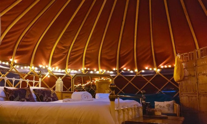 Weston-super-Mare Otro | Orchard View Yurt & Hot Tub Somerset